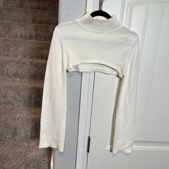 H:ours Calico Wool Cropped Sweater - Picture 5 of 8
